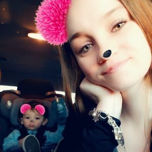 Meet your Posher, Cassandra